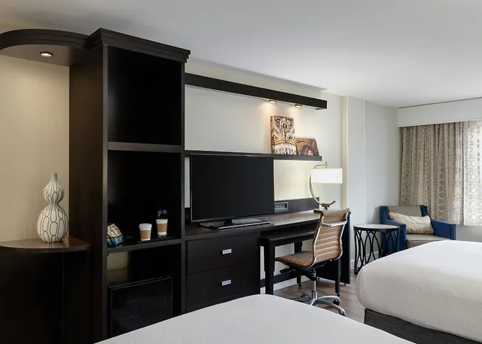 Courtyard By Marriott Charleston Historic District